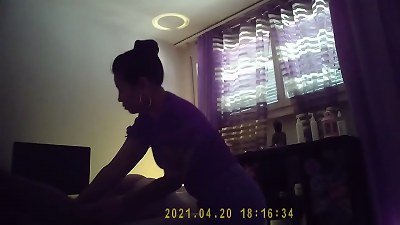 Another japanese massage with handjob conclude