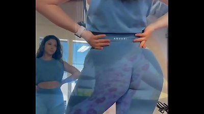 10min bootie worshiping and twerking
