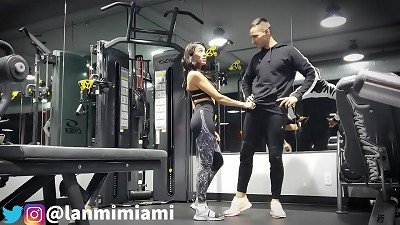 RAZVALJIVANJE OD KURCA POSLE TERETANE (trailer)