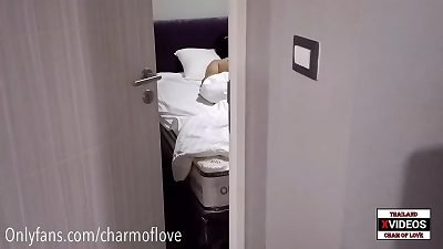 Pretty lady gets pounded