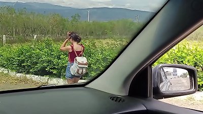 SALGO ALMORZAR DEL TRABAJO Y ENCUENTRO CAMNIANDO POR LA throughout A UNA petite handsome QUE ACEPTA TENER SEXO RAPIDO E INCOMODO A CAMBIO DEL PASAJE DE BUS