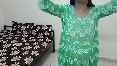 Desi bhabhi ne devar ko nehla diya chudai ke waqt Hindi HD video sex