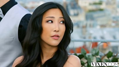 VIXEN stunning model Emiri is kinky for cock