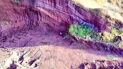 Jugando con drone y encuentro adolescentes follando en la monta&ntilde;a nunca imagine descubr&iacute; mi delight voyeur