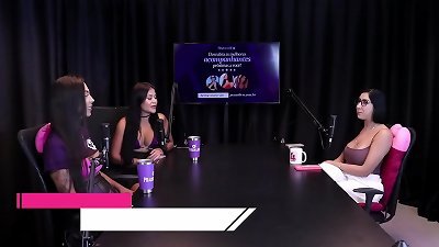 Her live fountain was leaked on xvideos, she was undervalued in marriage, she gave tips for those who want to start, and her individual life is repressed - Renatinha Melo (WATCH ON: SHEER/RED)