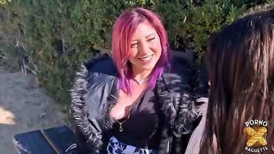 Lulu, twenty eight years old, a pastry chef who loves to be stuffed!