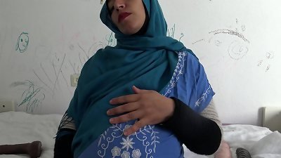 super hot algerian arab cuckold wifey living in France