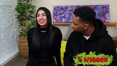 Lara Rey claims to be a hardcore QUEEN: But we will judge that!