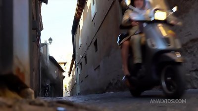 Giorgia Roma tourist in Rome gets her tight bum gets nailed by Luca Ferrero and public oral pleasure MS126