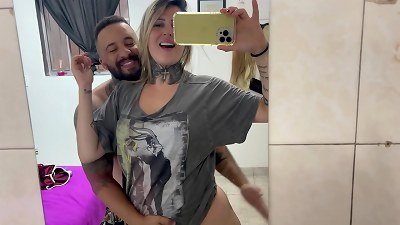 He fucked me and asked me to spunk inwards her moist beaver